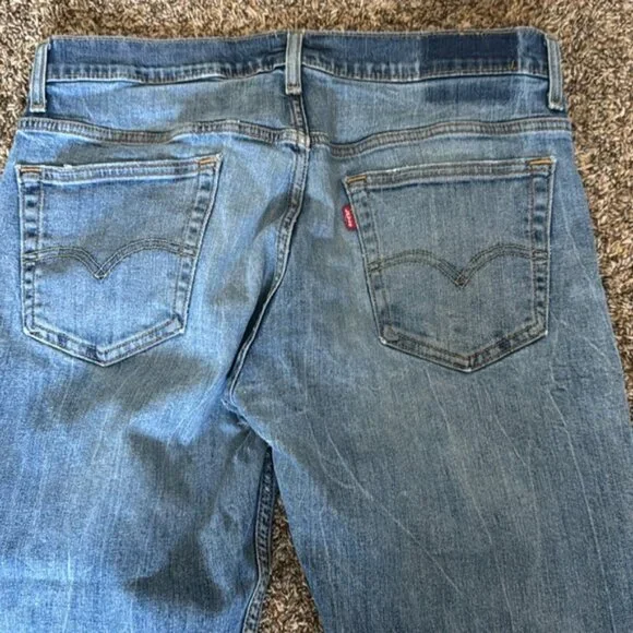 Levis Distressed Jeans Size 32 X 32 - Picture 6 of 9